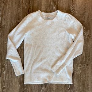 Ann Taylor Loft Oatmeal Crew Neck Sweater Small